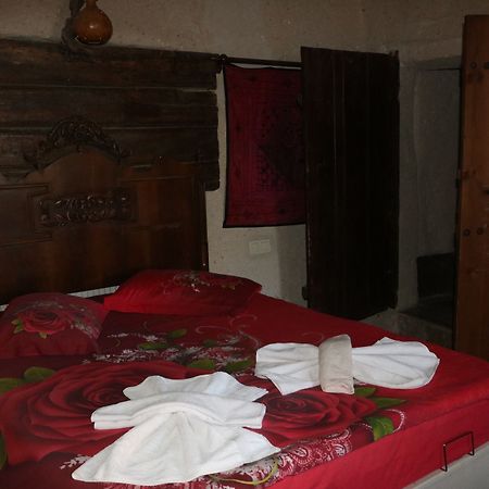 Crazy Horse Pension Ortahisar Luaran gambar