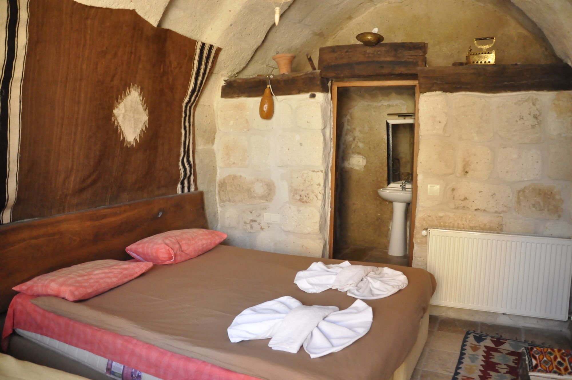 Crazy Horse Pension Ortahisar Luaran gambar