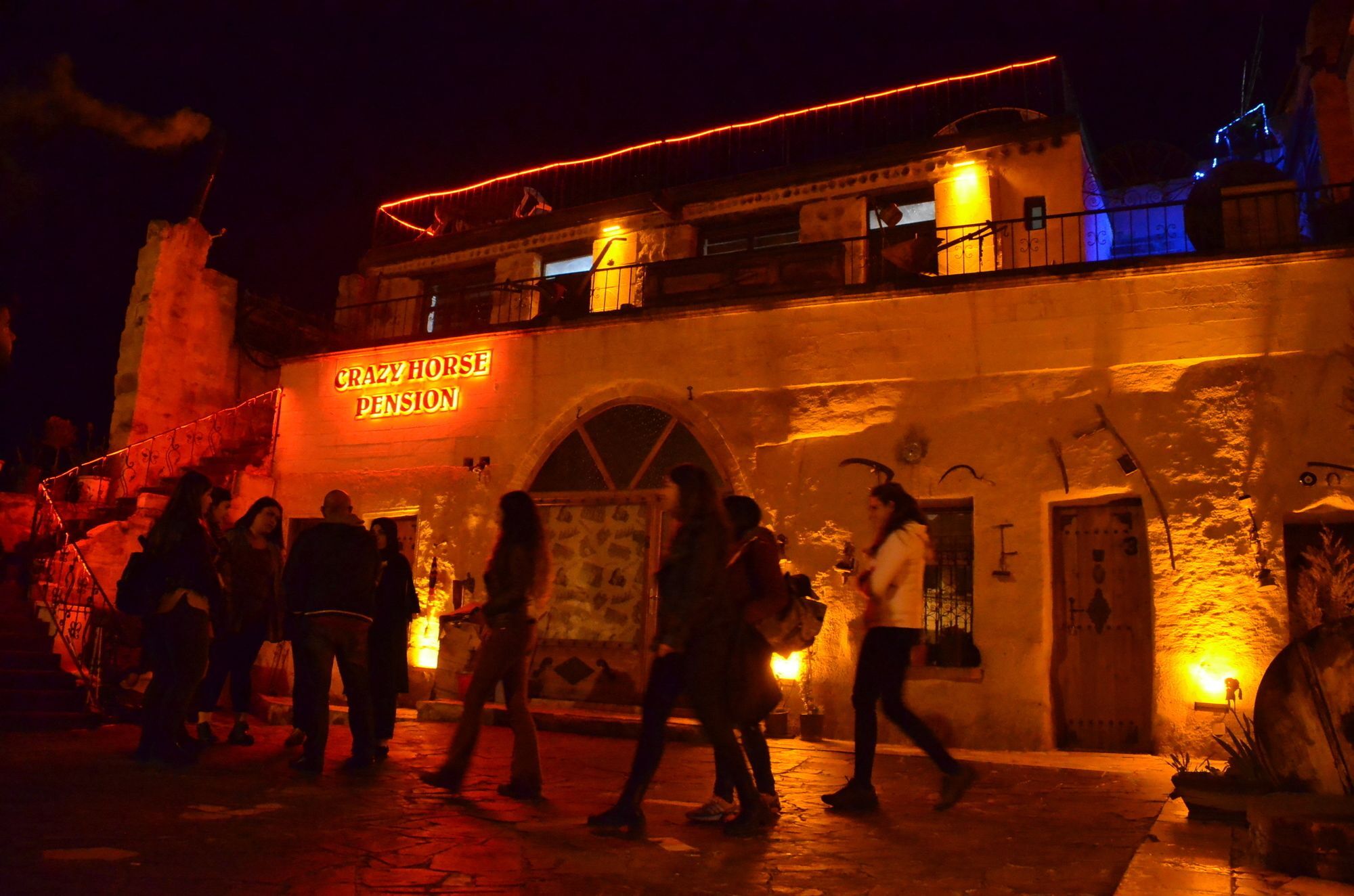 Crazy Horse Pension Ortahisar Luaran gambar